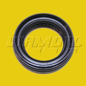Front RH Driveshaft Oil Seal - Mitsubishi Legnum VR4 Galant VR4 EC5W-EC5A